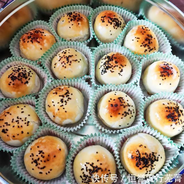 蛋黄|蛋黄酥,自己做的吃着更健康