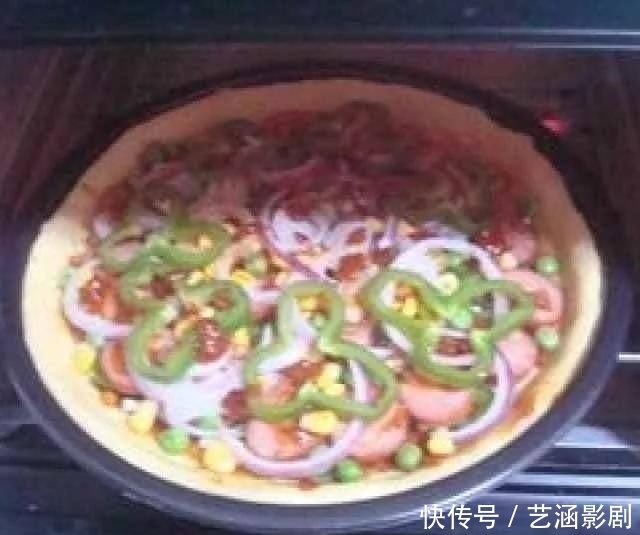 诱惑|美食诱惑,自制的简易版披萨,味道还是很不错的