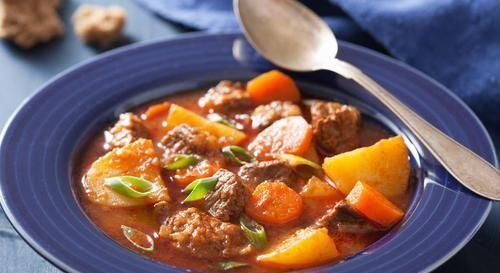 高压锅|炖牛肉,多加“这5样”食材,牛肉香嫩不腥熟得快,高压锅都省了