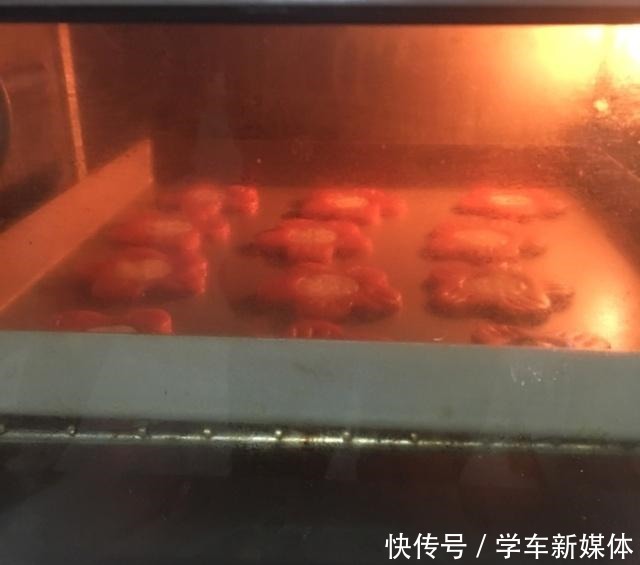 够吃|这个点心香酥可口,我家每周做二次才够吃,两孩子特喜欢