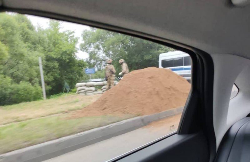 俄媒：俄军已在莫斯科市郊架设机枪阵地