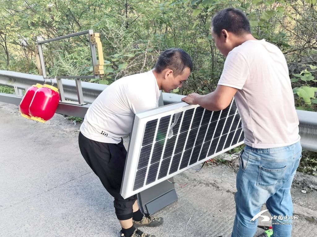  路灯|建始县业州镇：120盏路灯点亮村民新生活