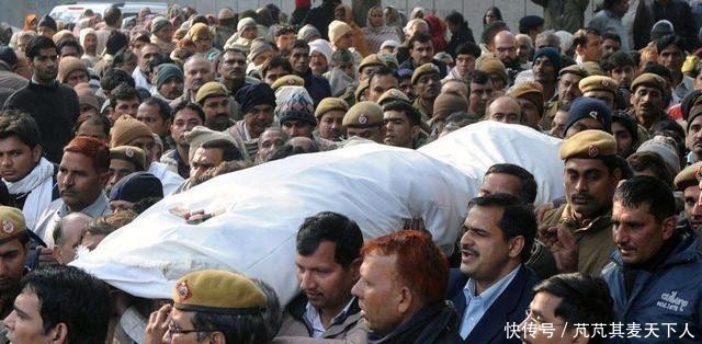  地方|在正义无法触及的地方，还有母亲