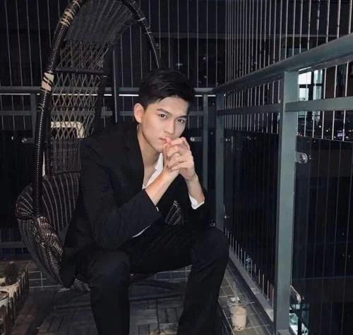  妨碍|不管你恋没恋爱，都不妨碍看别人谈恋爱！