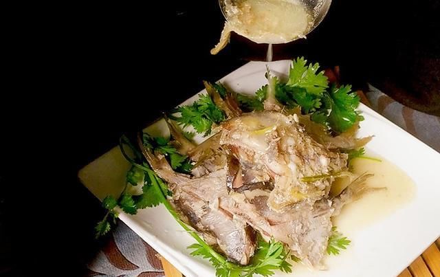  大厨|做鱼不腥的方法，大厨说有2点要注意，难怪之前做的鱼总有腥味儿