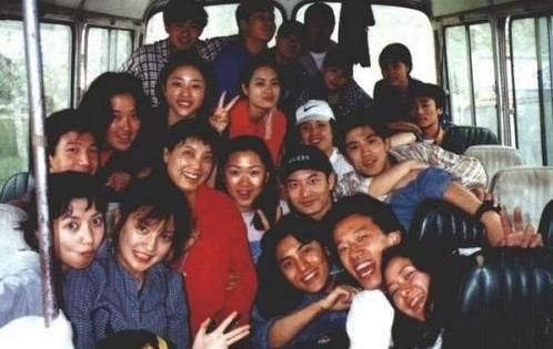  黄晓明|谢霆锋骂他是大便，黄晓明批他太娘;回归银屏后反映强烈