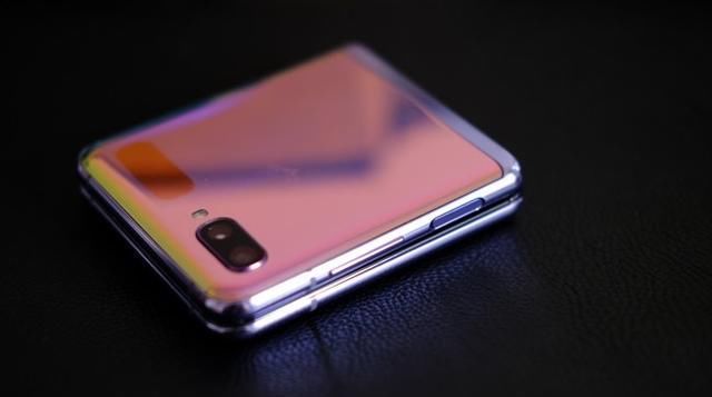 Flip|嘿，你的粉饼盒。Galaxy Z Flip体验分享