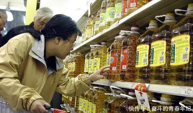 包装|买食用油时,不用看牌子,只要包装有这些字,都是优质好油