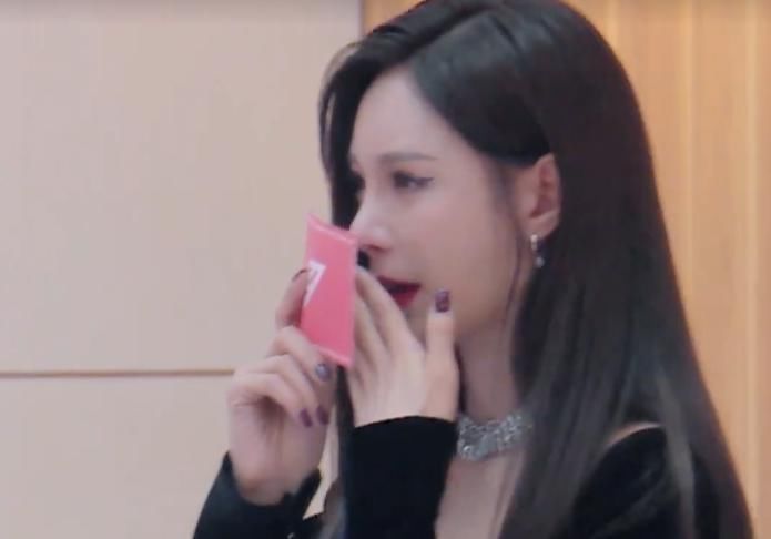  队友|明明是沈梦辰淘汰，队友比她哭得还惨，谁注意她啥反应？被圈粉了