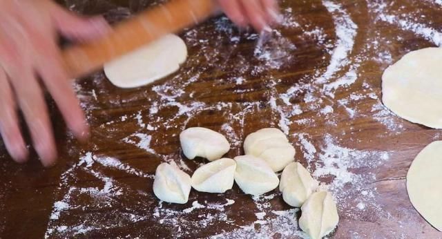 烙饼|糯米和面粉的结合太美味了如果你不做饭,就不需要烙饼很好吃,又软又粘