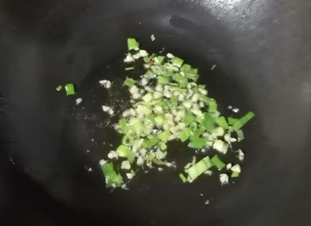 美味|麻婆豆腐简单又好吃的家常做法，麻辣鲜香，嫩滑不碎，美味更下饭