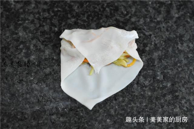 肉卷|还没出锅,孩子又忍不住偷吃!外焦里嫩比肉卷还香,着实吃不厌!