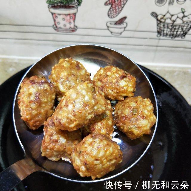 丸子|炸土豆丸子，一口一个，好吃到停不下来