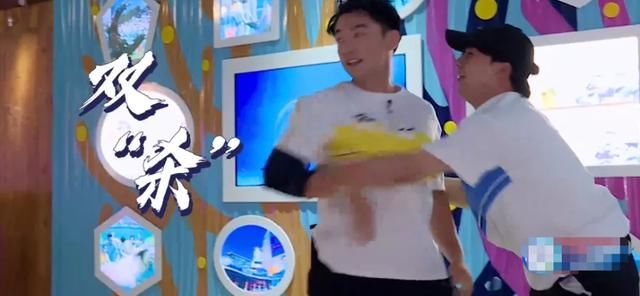  李晨|《奔跑吧》史上最憋屈撕名牌？郑恺迎来高光时刻，剧本痕迹太明显