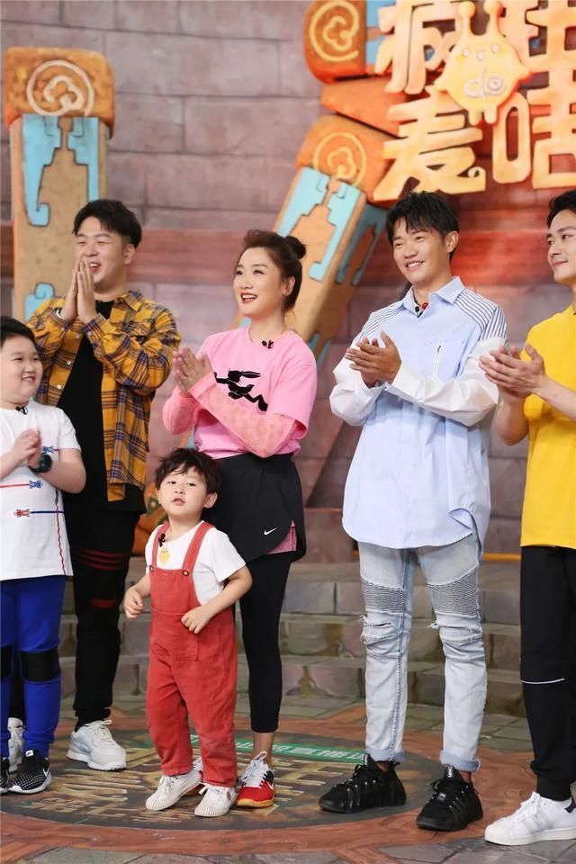  挑战|国民组合凤凰传奇拍了拍你，和孩子看《疯狂的麦咭7》收官挑战