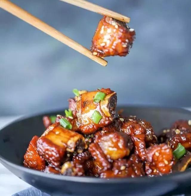  不放过|排骨别再熬汤了，这么做香得连盘子都不放过！