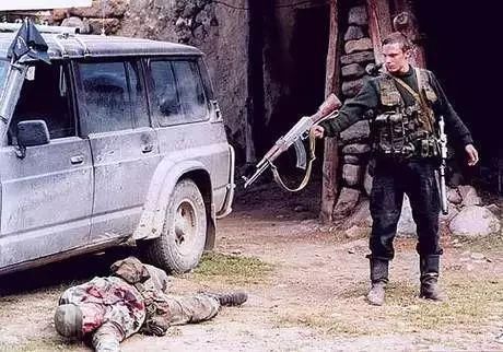 战争|淌满毛熊血泪的人间地狱：少见的真实血腥车臣战争图