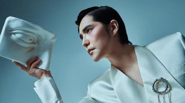  满满|阿云嘎《天天向上》新歌首唱！发布《不朽的》创作大赛，响应满满