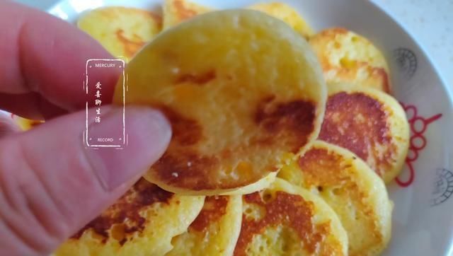 小宝|我家小宝每天吵着吃这个蛋糕,比蛋糕简单,比面包软,特别香