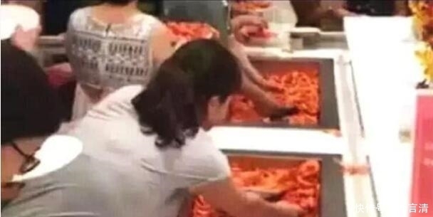 自助餐|中国人在美国吃自助餐,全程只吃它,餐厅老板:中国很穷吗?