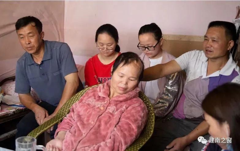  助力|感动！社会各界助力建南高考594分孪生姐妹圆大学梦！