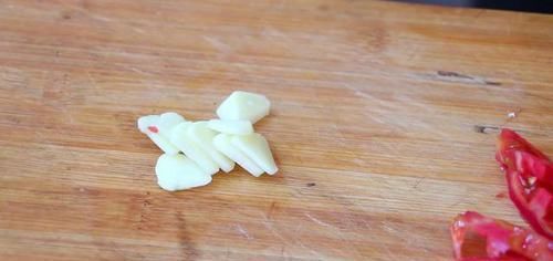  诀窍|教你西红柿疙瘩汤做法，学会这诀窍，口感劲道，一顿2碗不够