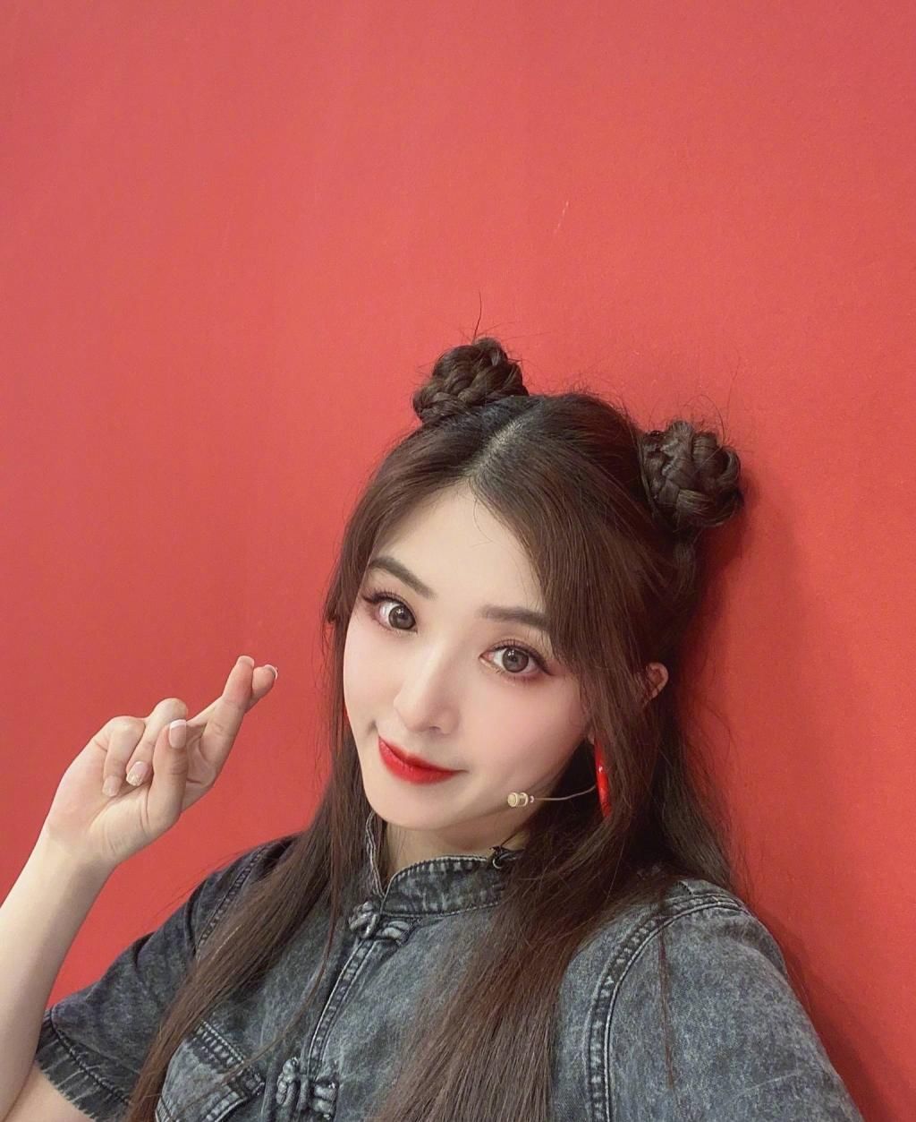 逆袭|张含韵拿第一!从倒数第一逆袭,坦言:有好评也有骂声,姐受得起