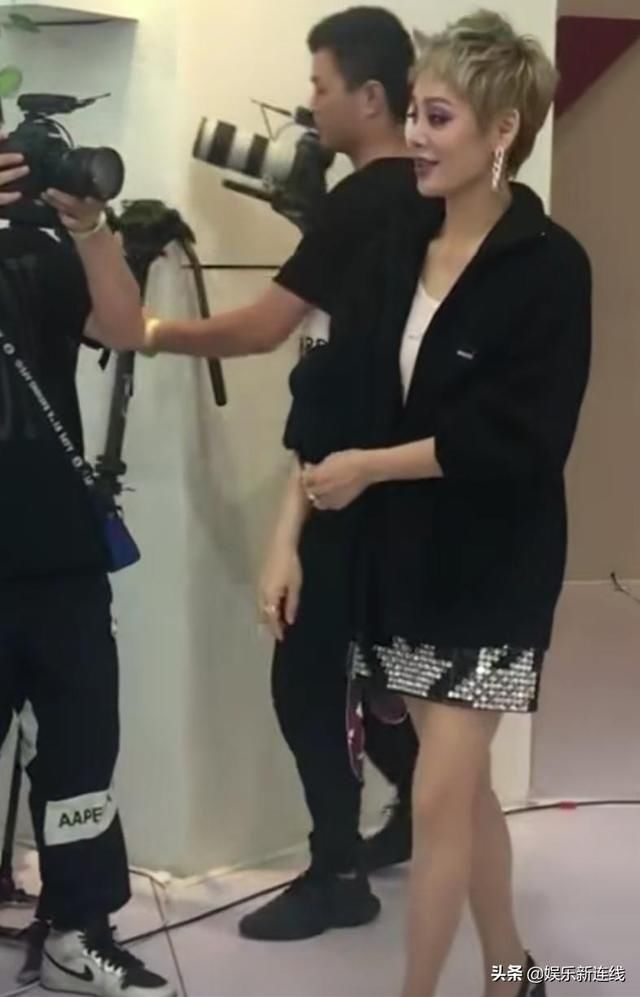  人气|《浪姐》成团夜现场开撕，宁静仗着人气“任性妄为”？