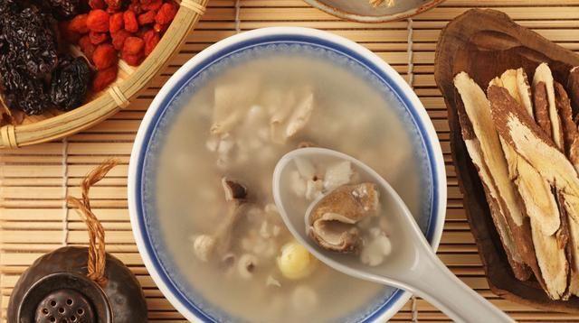 长夏|祛湿薏米最强?错!试试健脾祛湿食疗佳品——历史名方“四神汤”
