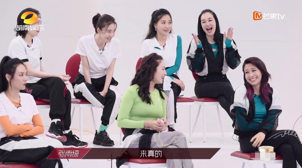  张含韵|《浪姐》收视火爆，张含韵郁可唯先后放话拒争C位出道，原因现实