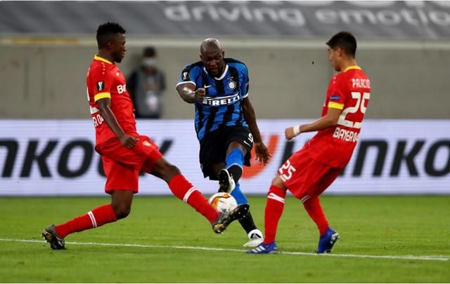  得球之后|伟大之夜！2-1见证5.6亿豪门踏上崛起之路，时隔10年再进欧战4强