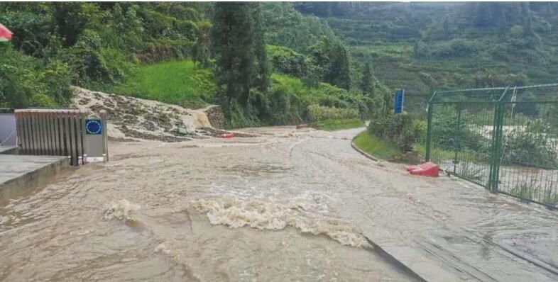  水上|受暴雨影响 贵阳周边多景区水上项目暂停营业