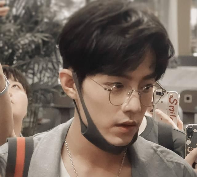  登顶|肖战强势回归, 顶流的位置“舍我其谁”, 作品登顶NO.1&2