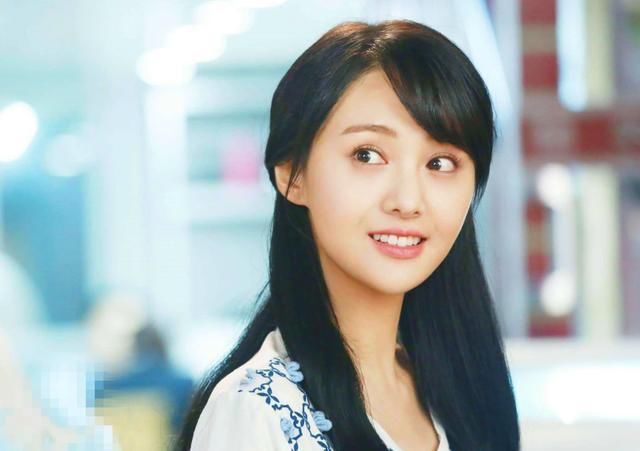  郑爽|某综艺工作人员称郑爽盗窃，郑爽团队回怼：物品已寄出，陆运到付