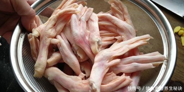 传统|客家传统美食粉尘鸭脚!教你正宗做法,入味喷香,越嚼越过瘾