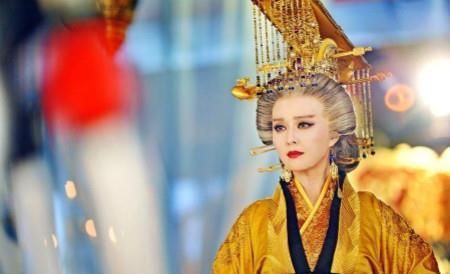  传给|一代女皇武则天临死前，为何不将皇位传给武家后人？其实原因简单