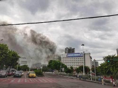  拆迁房|观音桥一小区起火？ 官方：无人居住的拆迁房垃圾着火 未造成损失