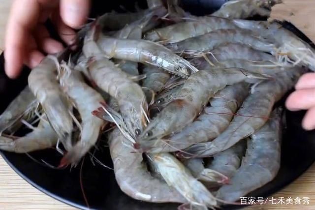 冬瓜|大虾配冬瓜这样做又鲜美又好吃,有汤又有肉,每做一次汤汁都不剩