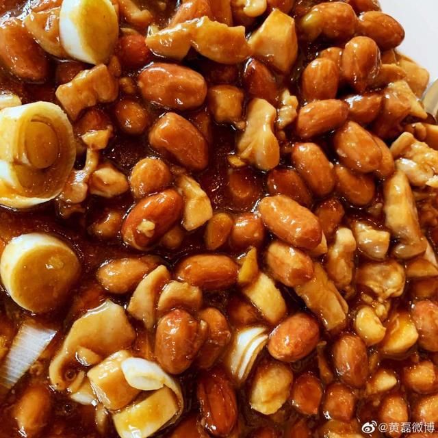  花生米|黄磊晚饭后晒出6道家常菜，简单接地气却满屏诱惑，网友想去蹭饭