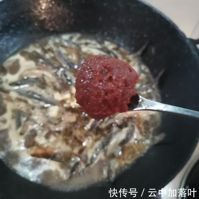 下饭|红烧野生泥鳅,酱香浓郁,十分下饭