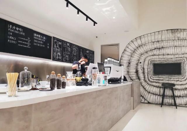 耀司|山本耀司把全国首家咖啡店开在了成都,时髦精们又有新去处了