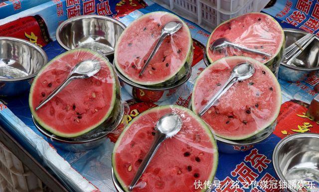 尽量|4种被列入“黑名单”的水果,尽量别去碰,最后1种吃了会“上瘾”