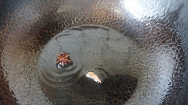  黄体酮|它是“天然黄体酮”，女性隔天吃一次，延缓衰老气色好，显年轻