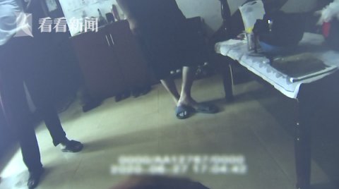 装备|被吐槽游戏装备差 熊孩子偷花2.7万充值