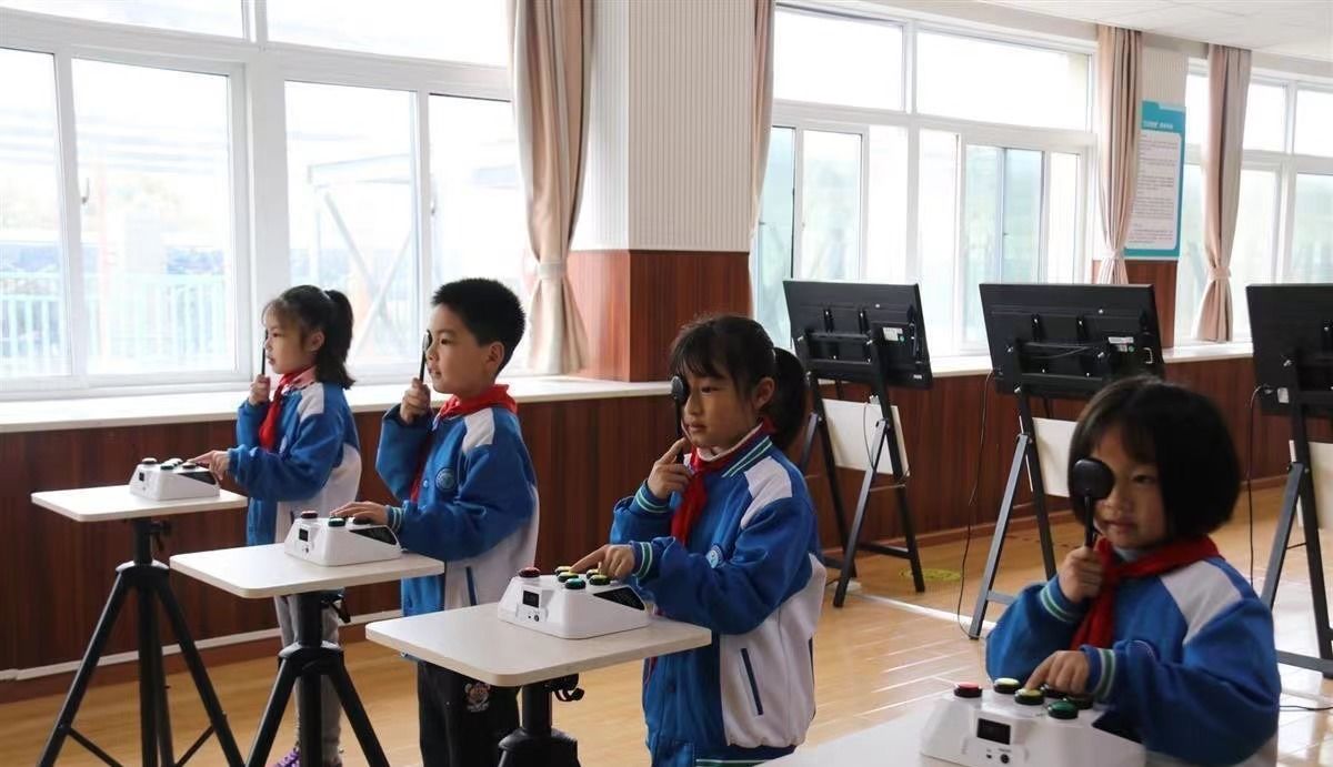户外运动多一些 校园“小眼镜”少一些——武汉中小学近视防控举措观察
