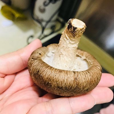  2勺|香菇焖肉酱