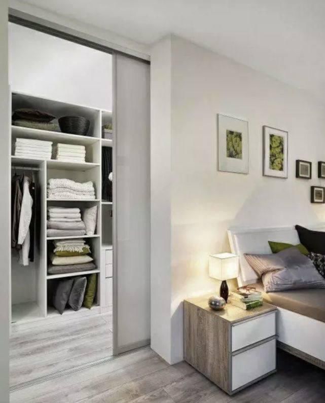  卫生间|【装修必看】主卧究竟应该带卫生间好，还是衣帽间好？