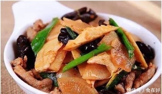 豆腐|简单家常菜韩式煎豆腐,清炒油菜,黑木耳炒冬笋,野山椒炒鸡胗