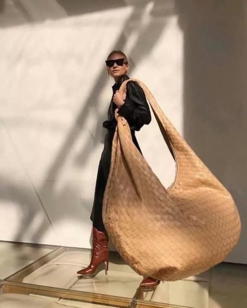  奇葩|正常人有点欣赏不来！28个令人窒息的奇葩时尚设计