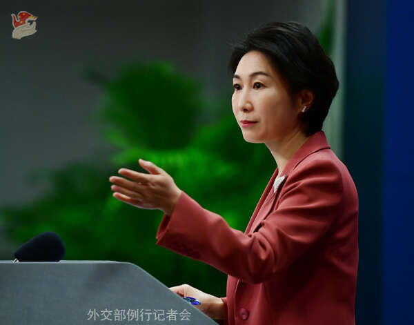 中国外交部：美军机到中国家门口炫耀武力，是造成海空安全风险的根源